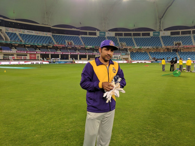 sarfraz bust moves on team bus after one run victory against zalmi photo courtesy pcb sarfraz bust moves on team bus after one run victory against zalmi photo courtesy pcb