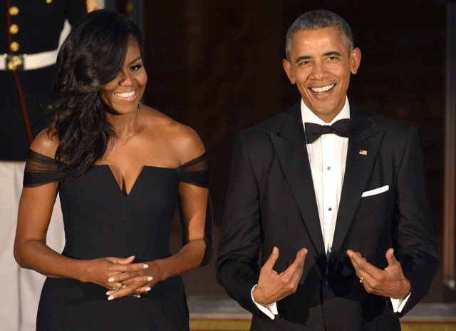 us president barack obama gestures to himself as he and first lady michelle obama await the arrival of chinese president xi jinping and madame peng liyuan for a state dinner at the white house in washington september 25 2015 photo reuters us president barack obama gestures to himself as he and first lady michelle obama await the arrival of chinese president xi jinping and madame peng liyuan for a state dinner at the white house in washington september 25 2015 photo reuters