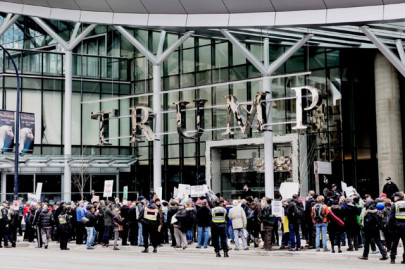opening of trump tower in vancouver met with protests