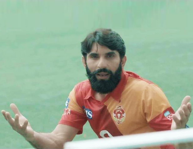 sympathies for misbahul haq the man really must wonder what all he needs to do alone
