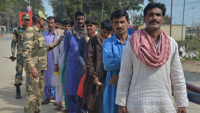 pakistani prisoners line up as they are handed over to officials of the pakistan rangers punjab at wagah border in lahore on thursday march 2 2017 photo courtesy twitter com abpnewstv