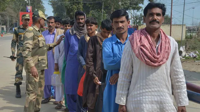 pakistani prisoners line up as they are handed over to officials of the pakistan rangers punjab at wagah border in lahore on thursday march 2 2017 photo courtesy twitter com abpnewstv pakistani prisoners line up as they are handed over to officials of the pakistan rangers punjab at wagah border in lahore on thursday march 2 2017 photo courtesy twitter com abpnewstv