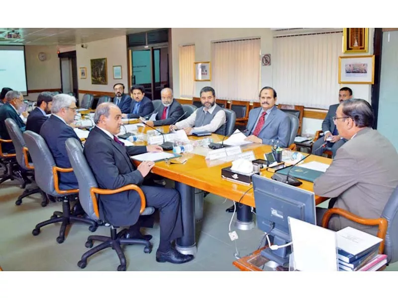 nab chairman qamar zaman chaudhry chairs a meeting of the bureau photo express nab chairman qamar zaman chaudhry chairs a meeting of the bureau photo express