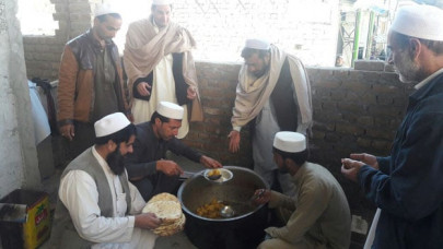 afghan humanitarian crisis develops amid closure of torkham border