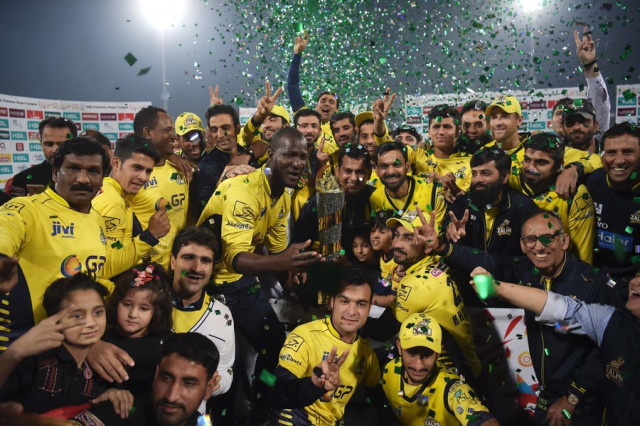 cricketers of peshawar zalmi their victory over quetta gladiators in the final cricket match of the pakistan super league psl at the gaddafi cricket stadium in lahore on march 5 2017 photo afp cricketers of peshawar zalmi their victory over quetta gladiators in the final cricket match of the pakistan super league psl at the gaddafi cricket stadium in lahore on march 5 2017 photo afp