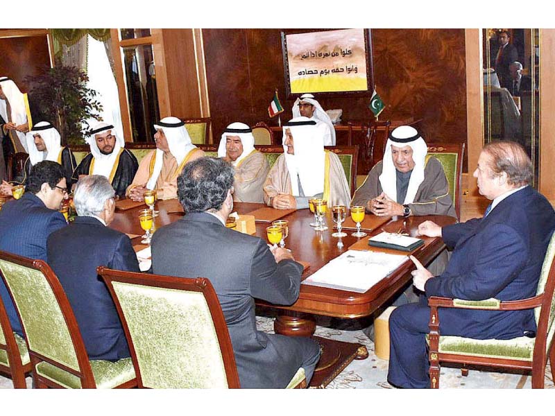prime minister nawaz sharif in a meeting with a delegation of the kuwait chamber of commerce in kuwait photo app