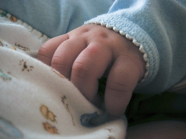 baby dies after hospital security refuses mother access