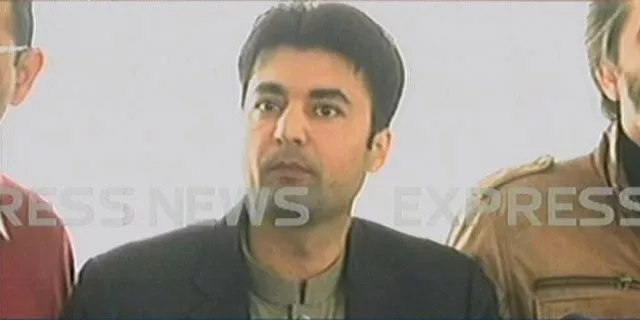 pti mna murad saeed addresses media outside the national assembly after a fight broke out between him and pml n lawmaker mian javed latif on thursday march 9 2017 express news screengrab pti mna murad saeed addresses media outside the national assembly after a fight broke out between him and pml n lawmaker mian javed latif on thursday march 9 2017 express news screengrab