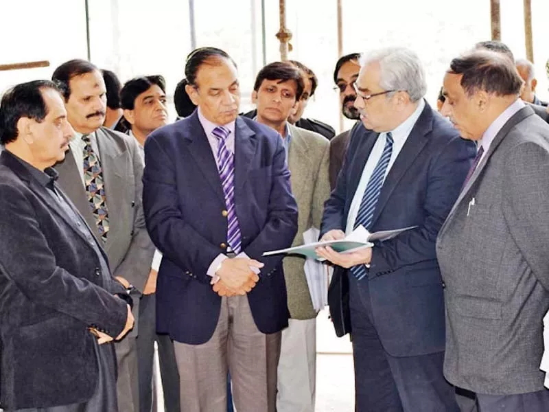 nab chairman qamar zaman chaudhry reviews progress of work on new headquarters of the bureau photo online nab chairman qamar zaman chaudhry reviews progress of work on new headquarters of the bureau photo online