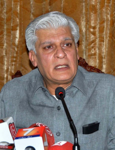 pti leaders believe in politics of aggression says pm s aide pti leaders believe in politics of aggression says pm s aide