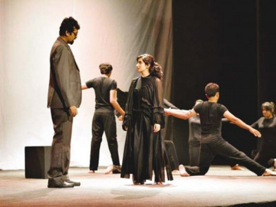 palestinian theatre troupe to perform in karachi