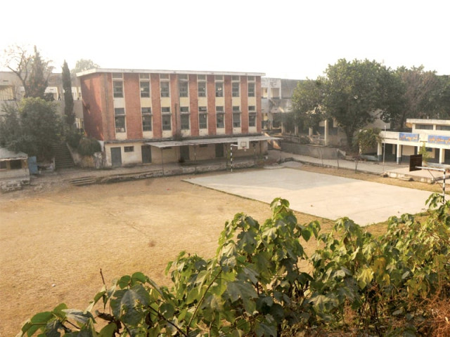 a school without a boundary wall in sector f 6 2 photo waseem nazeer express a school without a boundary wall in sector f 6 2 photo waseem nazeer express