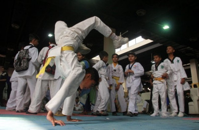 winter games 2017 shehbaz sees off differently abled athletes winter games 2017 shehbaz sees off differently abled athletes