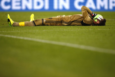juve break milan s heart in injury time juve break milan s heart in injury time