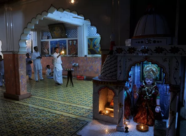 in this photograph taken on january 29 2012 hindu devotees worship at the manher mandir temple in karachi according to akhtar balouch hindus never wanted to leave sindh but were forcibly sent to india photo afp in this photograph taken on january 29 2012 hindu devotees worship at the manher mandir temple in karachi according to akhtar balouch hindus never wanted to leave sindh but were forcibly sent to india photo afp