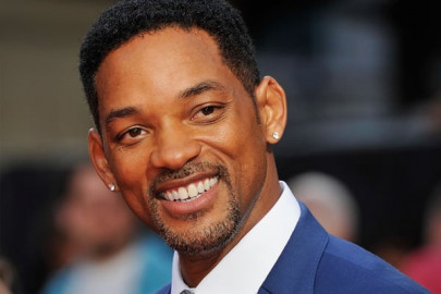 will smith proves he s a superhero on and off screen will smith proves he s a superhero on and off screen