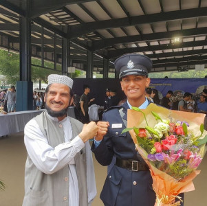 pakistani origin hero policeman becomes viral sensation pakistani origin hero policeman becomes viral sensation