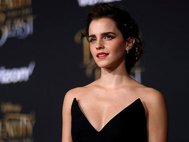 file photo cast member emma watson poses at the premiere of 039 039 beauty and the beast 039 039 in los angeles california u s march 2 2017 photo reuters