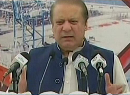 prime minister nawaz sharif addressing a public gathering in gwadar on march 16 2017 express news screen grab