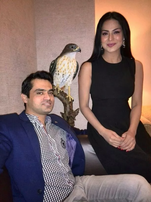 veena malik with husband asad khattak photo file veena malik with husband asad khattak photo file