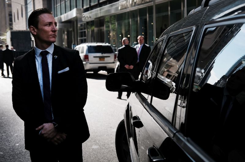 a secret service agent stands guard outside of trump tower in april 2016 in new york city photo afp