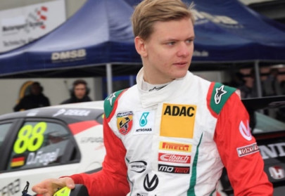 schumacher junior eyes driving license schumacher junior eyes driving license