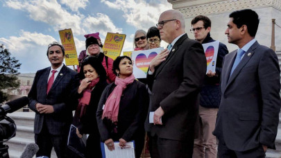 fed up american indians lodge protest outside white house