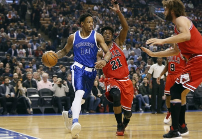 derozan drops 42 in bruising win over bulls derozan drops 42 in bruising win over bulls