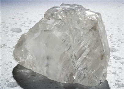 pastor finds 709 carat diamond in sierra leone pastor finds 709 carat diamond in sierra leone