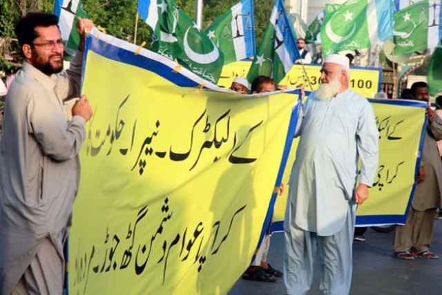 the protesters were unhappy with ke 039 s over charging and high tariffs photo athar khan express the protesters were unhappy with ke 039 s over charging and high tariffs photo athar khan express