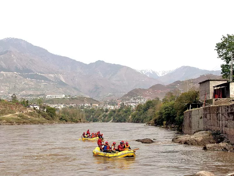 adventurers take part in white water rafting in jhelum river from ghari dupatta to muzaffarabad photo agencies adventurers take part in white water rafting in jhelum river from ghari dupatta to muzaffarabad photo agencies