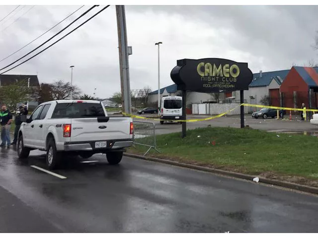 police tape blocks access to the crime scene after a mass shooting at the cameo nightlife club in cincinnati ohio us march 26 2017 photo reuters police tape blocks access to the crime scene after a mass shooting at the cameo nightlife club in cincinnati ohio us march 26 2017 photo reuters