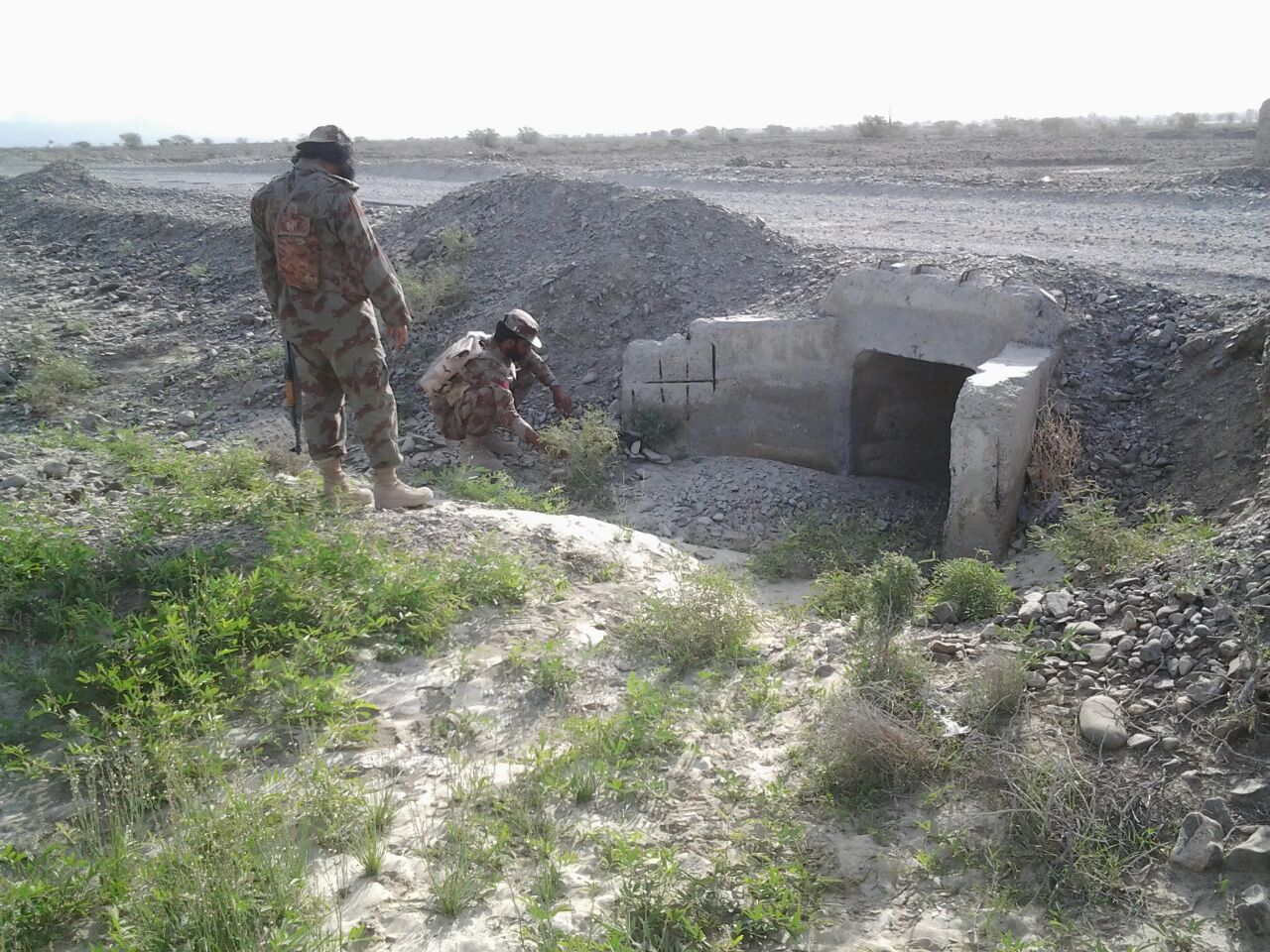 fc recovers ied planted on turbat dasht road in balochistan photo ispr