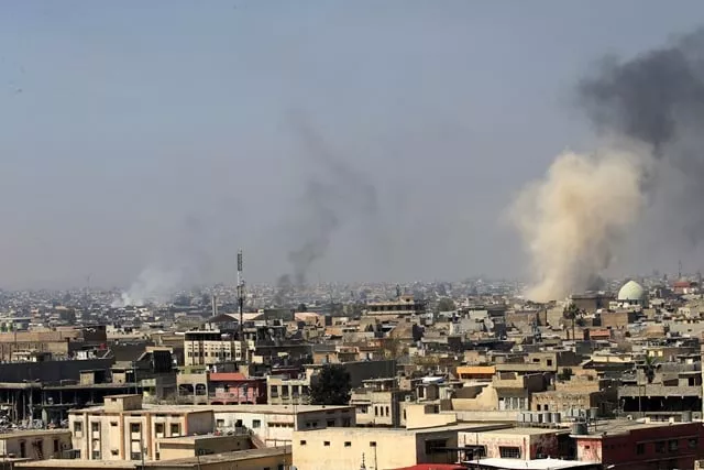 smoke rises from the old city during a battle against islamic state militants in mosul iraq march 26 2017 photo reuters smoke rises from the old city during a battle against islamic state militants in mosul iraq march 26 2017 photo reuters