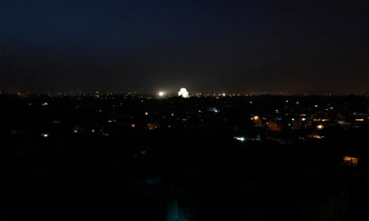 karachi switches off its lights on saturday for earth hour karachi switches off its lights on saturday for earth hour