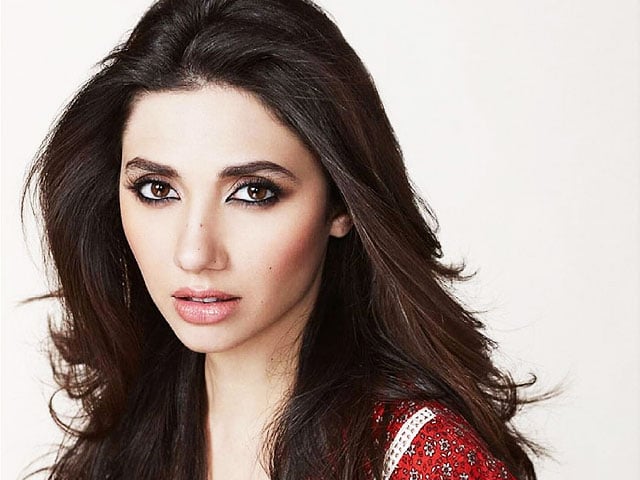 photo instagram mahira khan