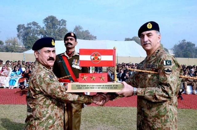corps commander peshawar lt general hidayatur rehman handed over 11 corps command to newly posted lt general nazir ahmed butt at a special function at corps headquarters photo app corps commander peshawar lt general hidayatur rehman handed over 11 corps command to newly posted lt general nazir ahmed butt at a special function at corps headquarters photo app
