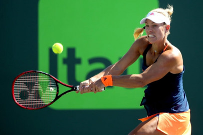 kerber books clash with venus kerber books clash with venus