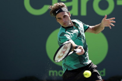 in form federer through to miami open fourth round
