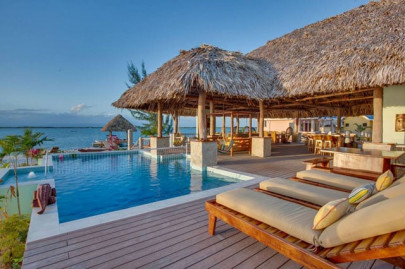 this company will pay you 8 000 a month to travel in luxury around the world this company will pay you 8 000 a month to travel in luxury around the world