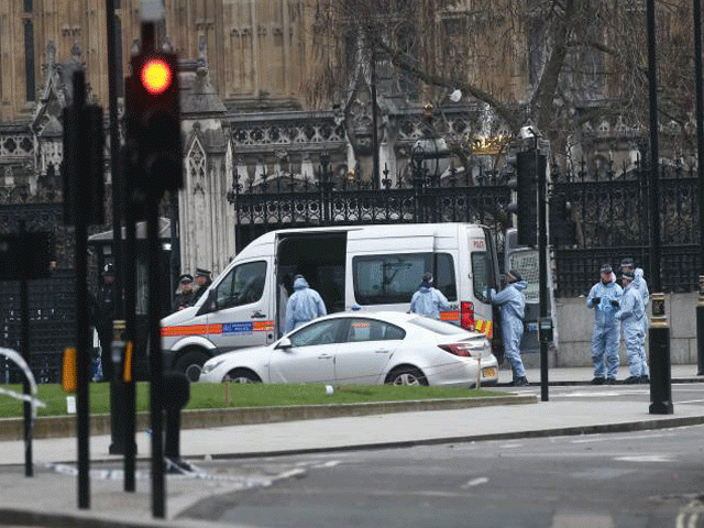 security barriers placed near to windsor castle photo reuters security barriers placed near to windsor castle photo reuters