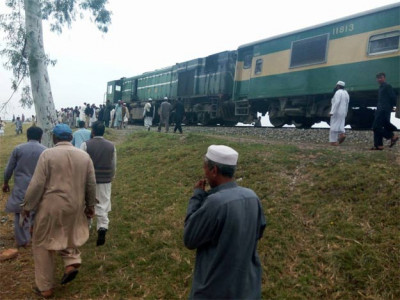 rahim yar khan cries out for premium train services rahim yar khan cries out for premium train services