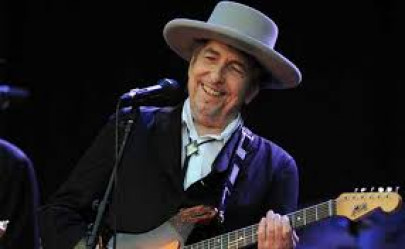 bob dylan to receive nobel prize in stockholm at weekend academy