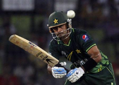 let hafeez bat in peace