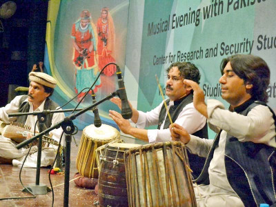 cultural bonds pakistani afghan singers musicians enthral audience cultural bonds pakistani afghan singers musicians enthral audience