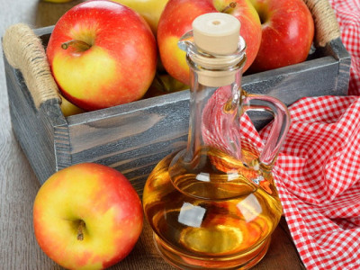 7 surprising uses of apple cider vinegar
