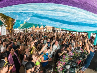 armed men rob 28 german tourists in mexico armed men rob 28 german tourists in mexico