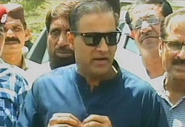 minister of state for water and power abid sher ali talking to journalists in karachi on april 4 2017 express news screen grab minister of state for water and power abid sher ali talking to journalists in karachi on april 4 2017 express news screen grab