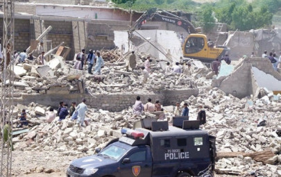nowhere to go residents protest against demolition of 40 houses in karachi nowhere to go residents protest against demolition of 40 houses in karachi