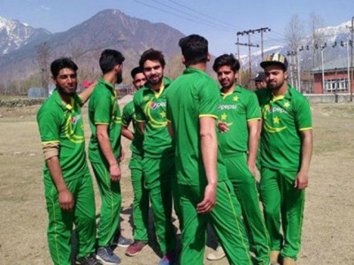 indian authorities arrest kashmiri cricketers wearing pakistan team jersey indian authorities arrest kashmiri cricketers wearing pakistan team jersey